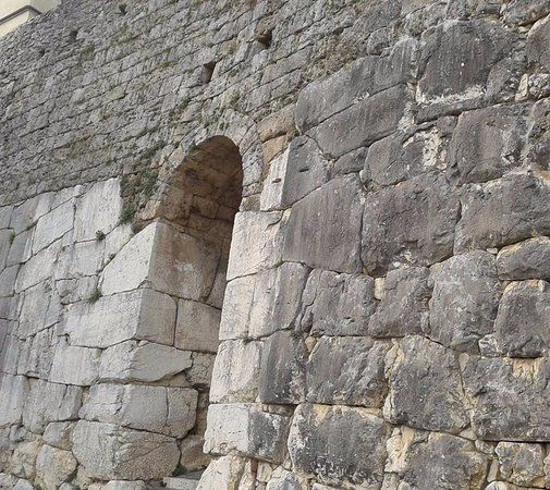 Porta Sanguinaria