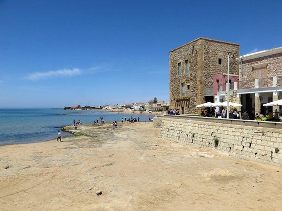 Borgata a Mare