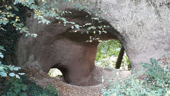 Trasshöhlen