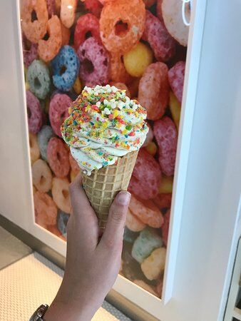 Milk & Cream Cereal Bar