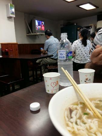 Zhang Jia Qing Zhen Huang Beef Noodles Diner