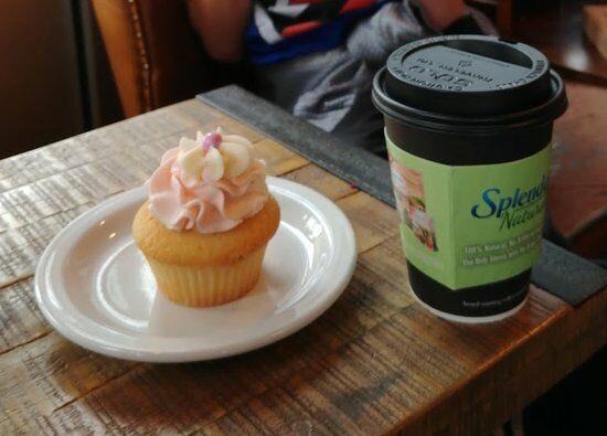 Common Ground Coffee and Cupcakes