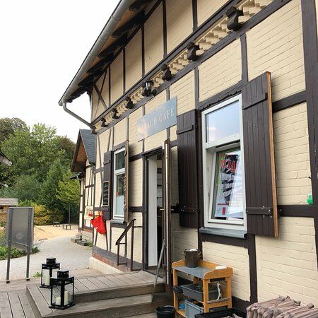 Espach Cafe & Restaurant