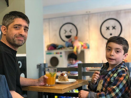 Cafe Tropa Stay & Play