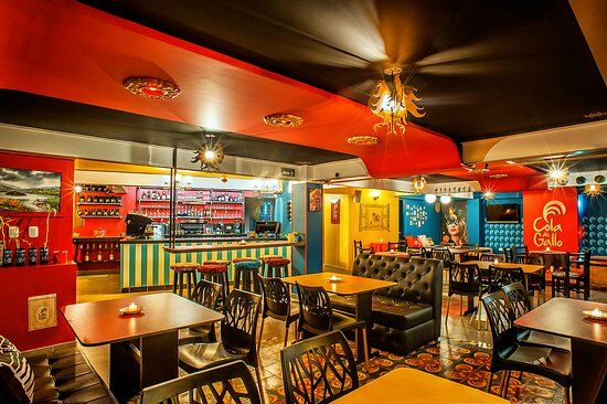 Cola de Gallo Lounge Café-Bar