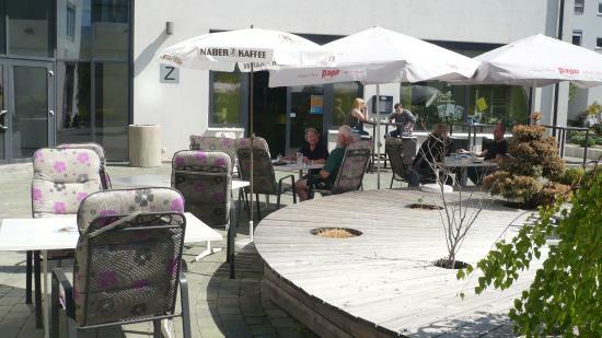 Zet Lounge Cafe Restaurant