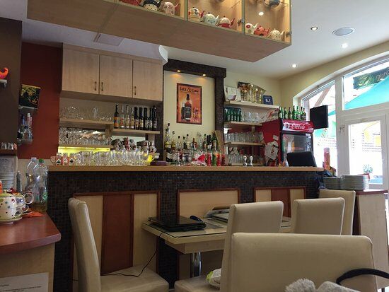 Sétány Kávézó és Palacsintázó