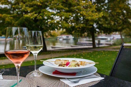 Duna Garden Hotel es Etterem