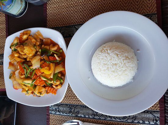 Smiling Frog Bar & Restaurant