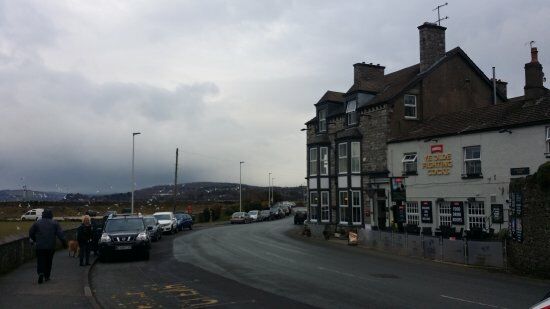 Ye Olde Fighting Cocks