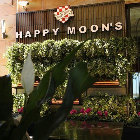Happy Moon's