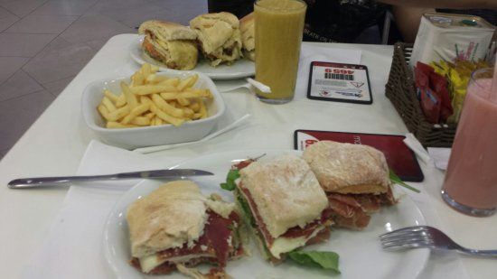 Maria Cereja Confeitaria e Afins