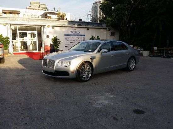 Blank Canvas Gallery