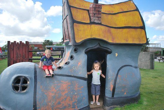 Tweddle Children's Animal Farm