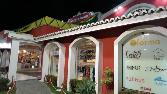Avenida Shopping Center