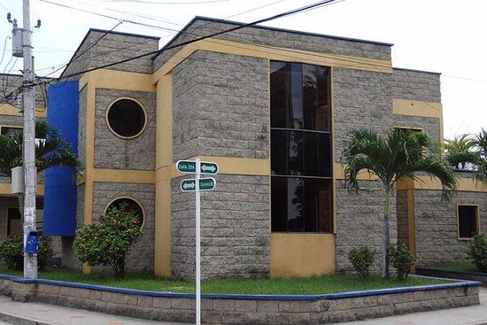 Museo Arqueologico Zenu Manuel Huertas