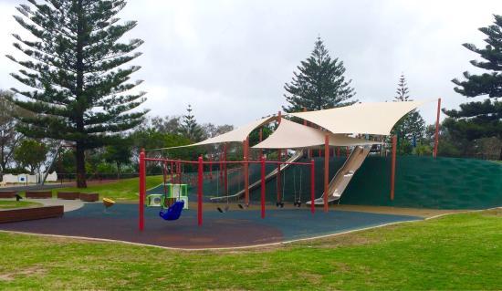 Kurrawa Pratten Park