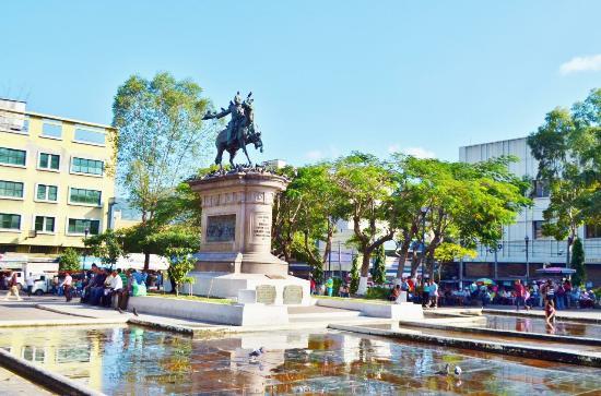 Plaza Gerardo Barrios