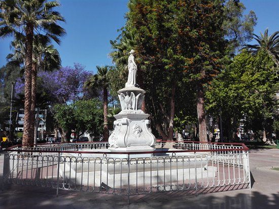 la Plaza Prat