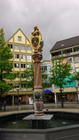 Löwenbrunnen