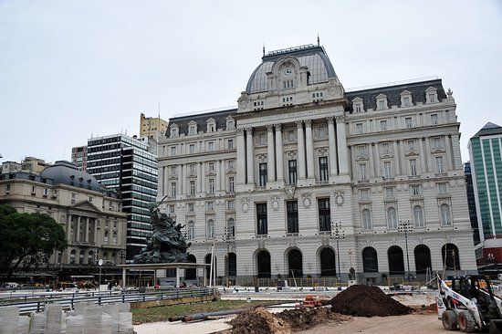 Monumento a Juana Azurduy