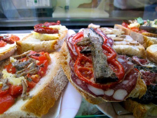 La bruschetteria pane e pomodoro