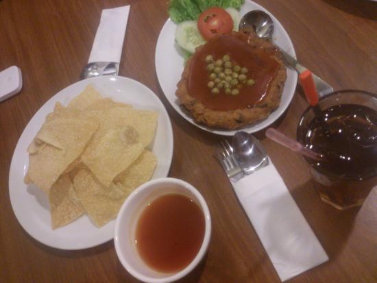 Bakmi Toko Tiga Wahid Hasyim