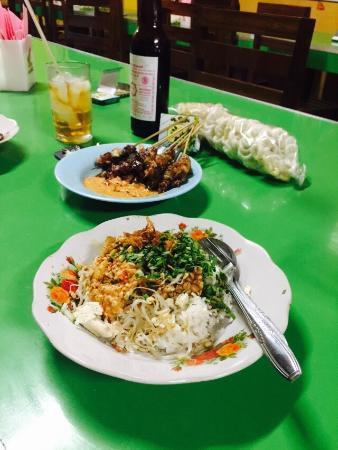 Nasi Lengko Pagongan H. Barno