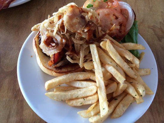 Paradise Brewing Company Tap and Grill