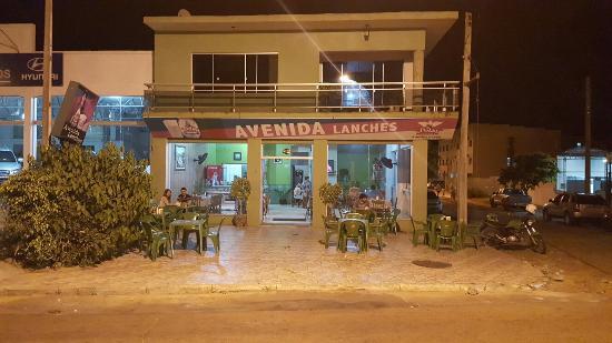 Avenida Lanches