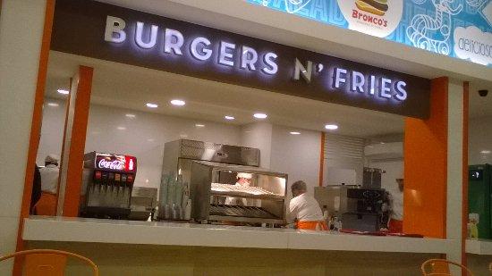 Bronco's Burgers N' Fries