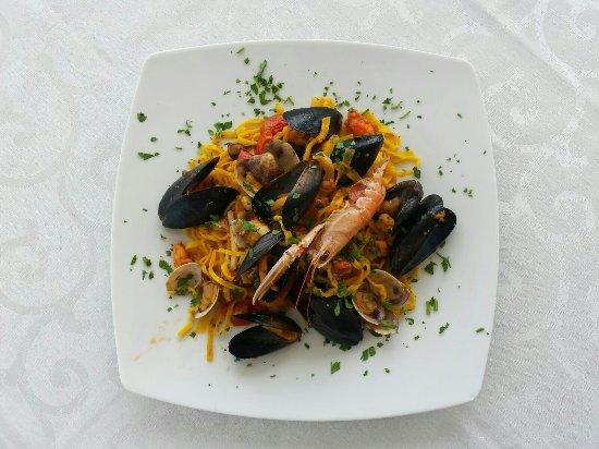 Mario's Bar Restaurant