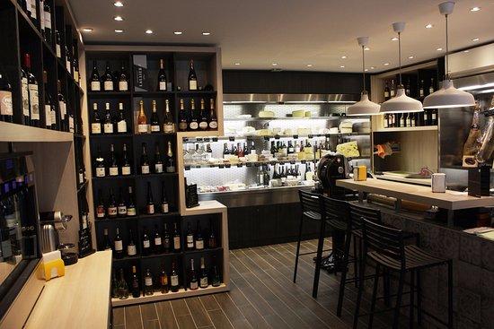 Les 3 Caves Rive Gauche