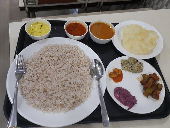 Kairali Hotel & Restaurant