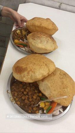 Om Prakash Choley Bhature