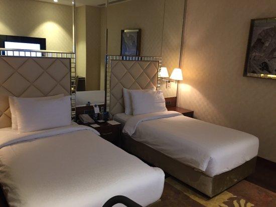 Niranjan Restaurant and Bar