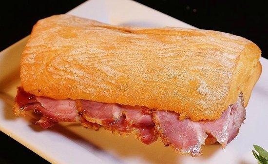 Sanguchería Aguchos