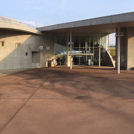 Science Hills Komatsu