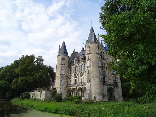 Château de Mont-l'Eveque