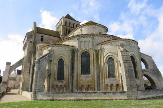 Abbaye Saint-Jouin-de-Marnes