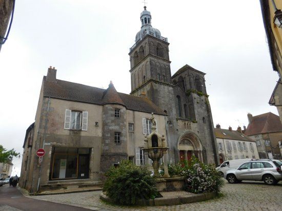 basilique Saint-Andoche de Saulieu