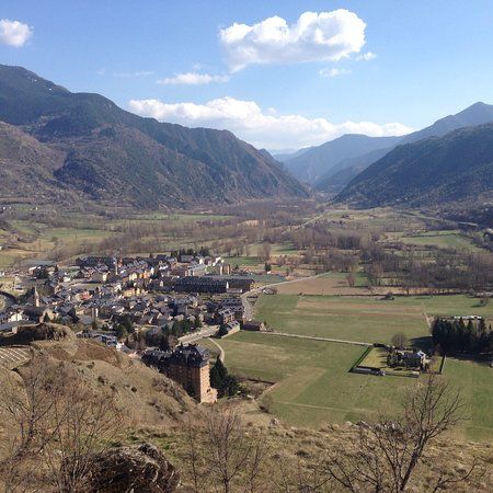 Castillo de Valencia de Areo