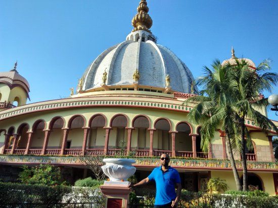 Sri Mayapur Chandrodaya Mandir