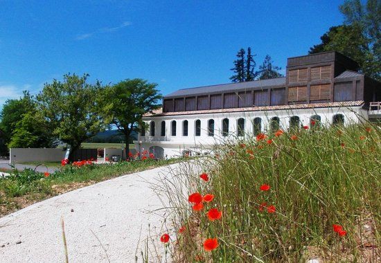Les Clévos
