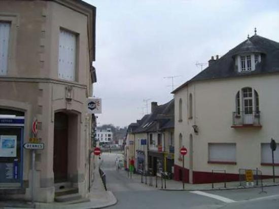 église Saint-Pierre de Châteaubourg