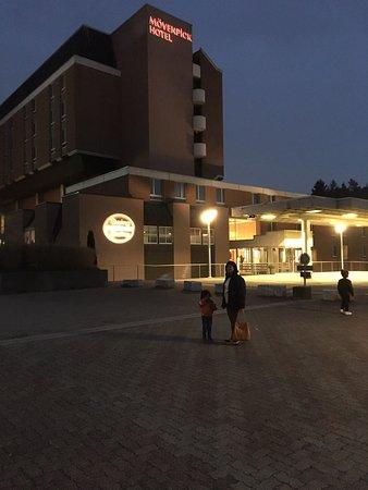 Mövenpick Hotel