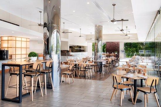 The Grill Pelican Waters