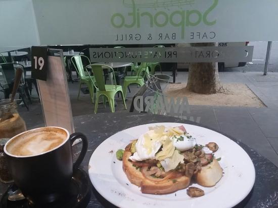 Saporito Cafe Bar & Grill