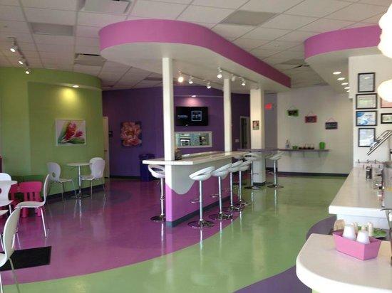 Swurlz Frozen Yogurt