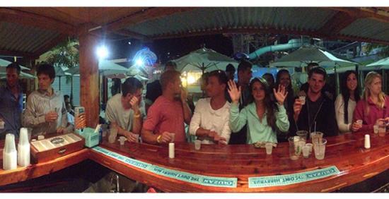 Flow House Bar &Grille